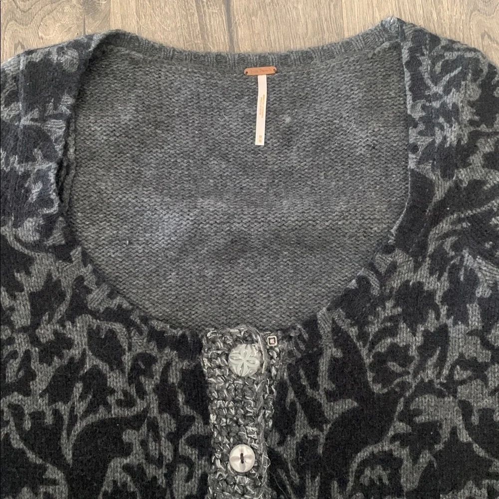 Free People Womens Cardigan Sweater Cropped Lambswool Rabbit Short Sleeve Sz M